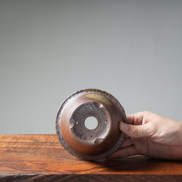 Mitunobu Ito Ash-Tinged Hat-Rimmed Round Bonsai Pot - Bonsaify