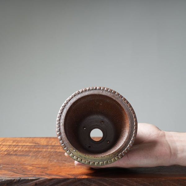Mitunobu Ito Ash-Tinged Hat-Rimmed Round Bonsai Pot - Bonsaify