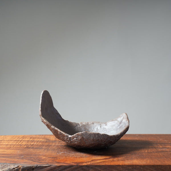 Mitunobu Ito Organic Half Crescent - Bonsaify