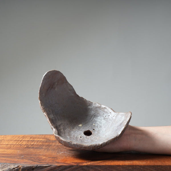 Mitunobu Ito Organic Half Crescent - Bonsaify