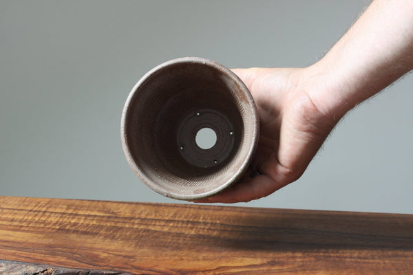 Mitunobu Ito Ash-Tinged Banded Deep Round Bonsai Pot - Bonsaify