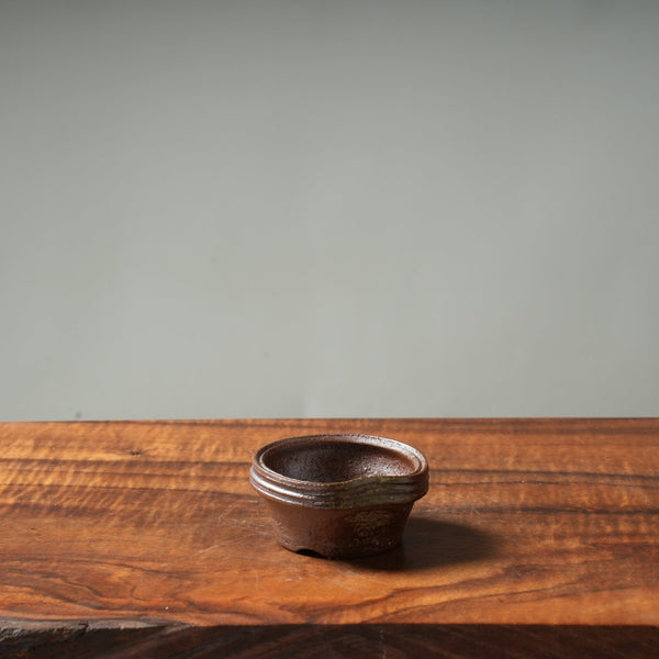 Mitunobu Ito Ash-Tinged Triple-Banded Mini Round Bonsai Pot - Bonsaify