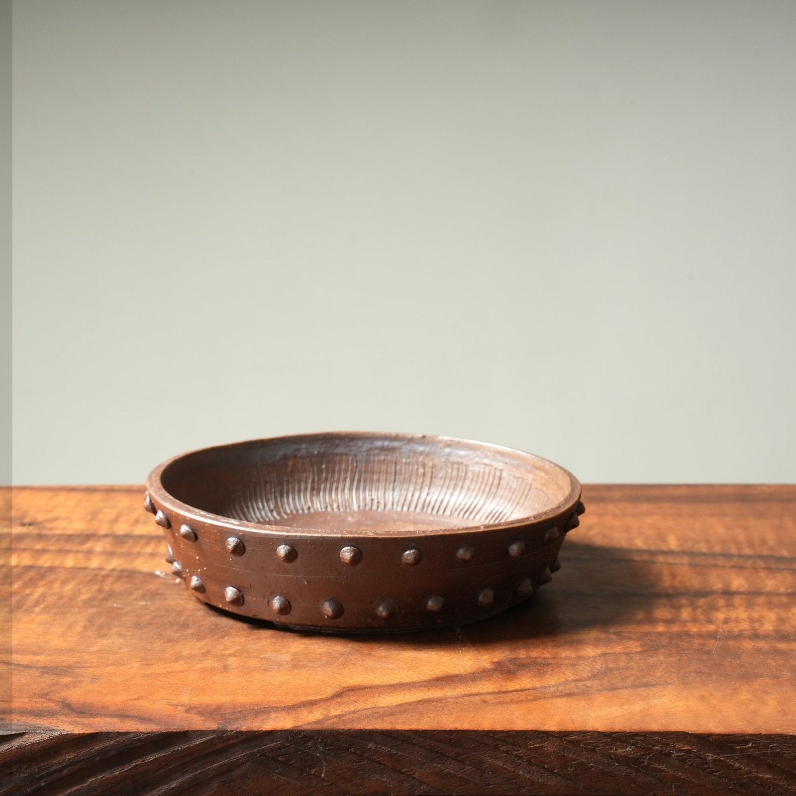 Mitunobu Ito "Riveted" Shallow Medium Round Bonsai Pots - Bonsaify