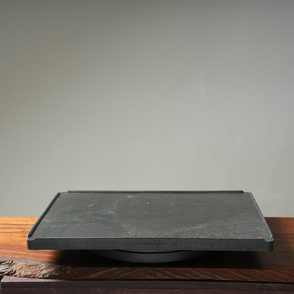 Bonsaify | Deluxe Made-In-USA Cast Aluminum and Oak Turntable